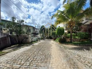 EXCELENTE CASA TRIPLEX com 4 suítes em condomínio, no Caji