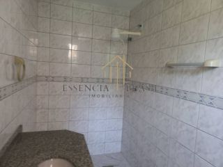 EXCELENTE CASA TRIPLEX, 4 suítes em Condomínio Clube, em Lauro de Freitas