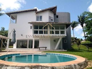 EXCELENTE CASA TRIPLEX, 4 suítes em Condomínio Clube, em Lauro de Freitas