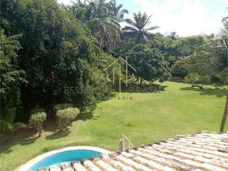 EXCELENTE CASA TRIPLEX, 4 suítes em Condomínio Clube, em Lauro de Freitas