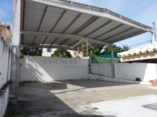 EXCELENTE CASA COMERCIAL com Galpão em Vilas do Atlântico