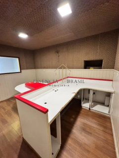 EXCELENTE CASA COMERCIAL com 8 quartos, em Vilas do Atlântico