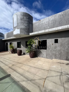EXCELENTE CASA COMERCIAL com 8 quartos, em Vilas do Atlântico