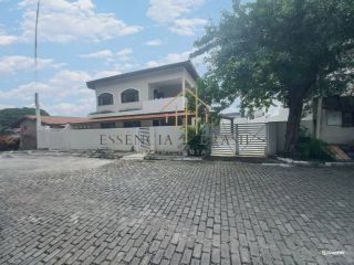 EXCELENTE CASA de condomínio, recém reformada em Vilas do Atlântico