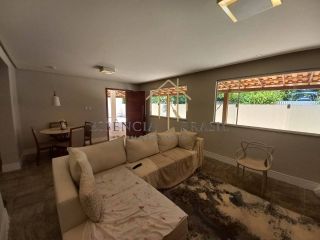 EXCELENTE CASA de condomínio, recém reformada em Vilas do Atlântico