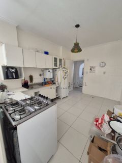 EXCELENTE APARTAMENTO, 3 QUARTOS, NASCENTE COM VISTA PARA O MAR NA PITUBA