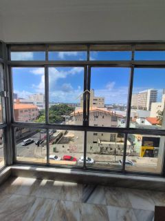 EXCELENTE APARTAMENTO, 3 QUARTOS, NASCENTE COM VISTA PARA O MAR NA PITUBA