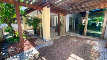 ALUGUEL CASA 4/4 CONDOMÍNIO BURAQUINHO -LAURO DE FREITAS