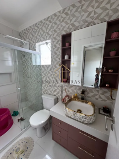 EXCELENTE CASA 3 quartos em Condominio, em Miragem, a 7 minutos da Praia de Buraquinho