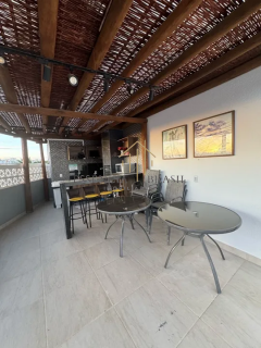 EXCELENTE CASA 3 quartos em Condominio, em Miragem, a 7 minutos da Praia de Buraquinho