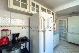 EXCELENTE CASA com 6 quartos a 60 metros da Praia de Vilas do Atlântico
