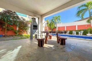 EXCELENTE CASA com 6 quartos a 60 metros da Praia de Vilas do Atlântico