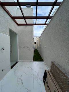 EXCELENTE CASA TÉRREA 3 quartos a 5 minutos da Praia de Ipitanga