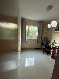 ÓTIMO APARTAMENTO 2 quartos com varanda em Condomínio no Caji