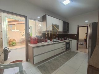 CASA CONDOMÍNIO 4/4 BURAQUINHO -LAURO DE FREITAS