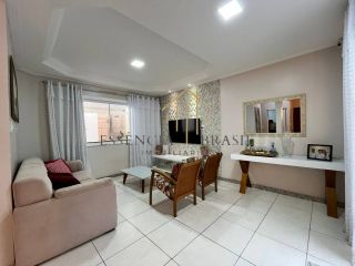 EXCELENTE CASA DUPLEX com 4 Suítes em Stella Maris, a 100 metros da Praia do Flamengo