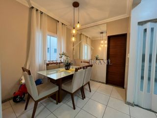 EXCELENTE CASA DUPLEX com 4 Suítes em Stella Maris, a 100 metros da Praia do Flamengo