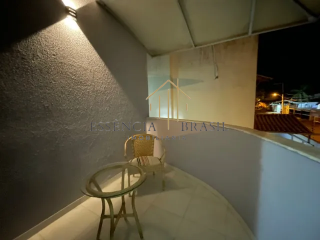 EXCELENTE CASA DUPLEX mobiliada a 800 metros da Praia de Ipitanga