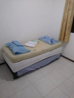 EXCELENTE CASA DUPLEX mobiliada a 800 metros da Praia de Ipitanga