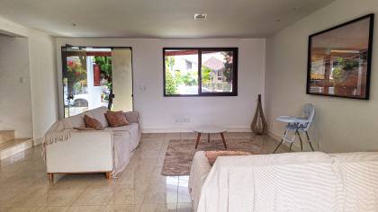 Vendo Linda Casa de 4/4 em Piatã