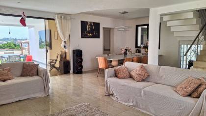 Vendo Linda Casa de 4/4 em Piatã