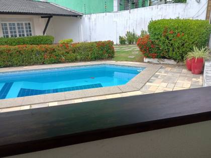 Vendo casa 4 Suítes em Villas do Atlântico