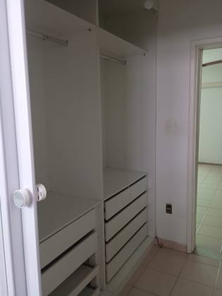 Vendo casa 4 Suítes em Villas do Atlântico
