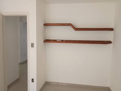 Vendo casa 4 Suítes em Villas do Atlântico