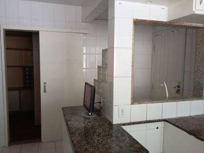 Vendo casa 4 Suítes em Villas do Atlântico