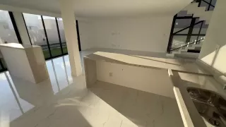 Casa 4/4 Alphaville Litoral Norte 2-Requinte e Sofisticação- Incomparável