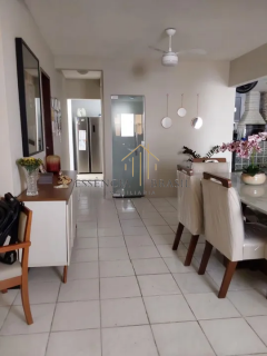 EXCELENTE CASA 3 quartos em Condomínio, a 5 minutos da Praia de Ipitanga