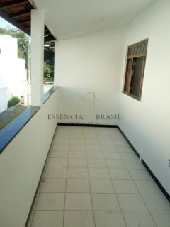 EXCELENTE CASA 3 quartos em Condomínio, a 5 minutos da Praia de Ipitanga