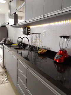 EXCELENTE CASA 3 quartos em Condomínio, a 5 minutos da Praia de Ipitanga