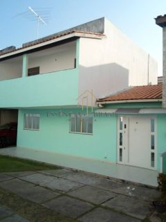 EXCELENTE CASA 3 quartos em Condomínio, a 5 minutos da Praia de Ipitanga