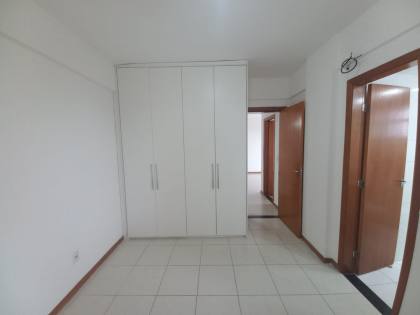 EXCELENTE APARTAMENTO 2 quartos próximo ao 1º Portão de Vilas