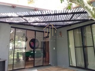 Casa a venda em Guarajuba