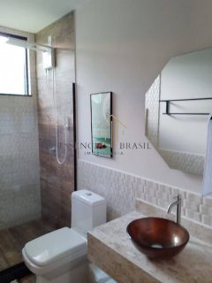Casa a venda em Guarajuba