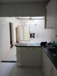 Casa térrea, Ampla e arejada, totalmente reformada, em travessa da Av.  principal em Stella Maris