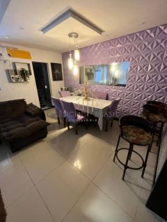 Casa à Venda com 2 quartos 1 suítes no bairro Stella Maris em Salvador