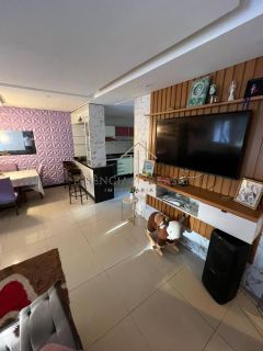 Casa à Venda com 2 quartos 1 suítes no bairro Stella Maris em Salvador