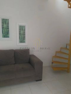 ÓTIMO VILLAGE com 1 suíte a 400 metros da Praia de Ipitanga