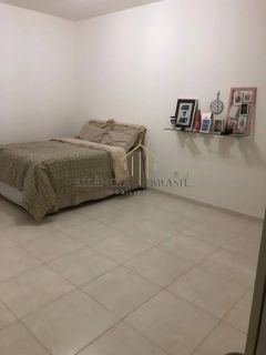 ÓTIMO VILLAGE com 1 suíte a 400 metros da Praia de Ipitanga