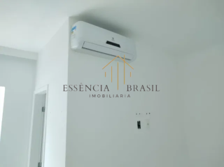 ÓTIMO VILLAGE com 1 suíte a 400 metros da Praia de Ipitanga