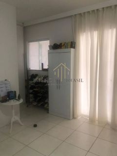 ÓTIMO VILLAGE com 1 suíte a 400 metros da Praia de Ipitanga