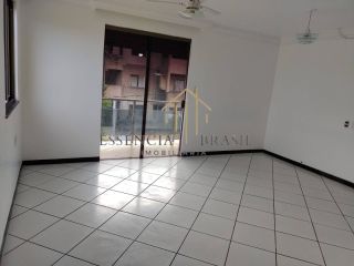 ALUGUEL casa ampla 1 andar 3 quartos com 3 suítes, varanda, garagem condomínio portaria 24h