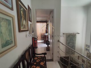 CASA CONDOMINIO 4/4 ABRANTES