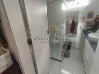 CASA CONDOMINIO 4/4 ABRANTES