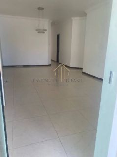 Vendo Casa 4/4 Buraquinho