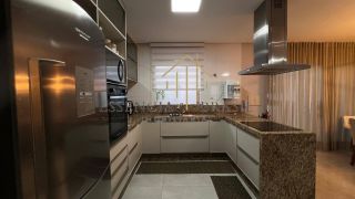 Casa com 4 suítes no bairro Pitangueiras em Lauro de Freitas