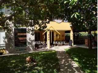 EXCELENTE CASA com 5 quartos em Piatã